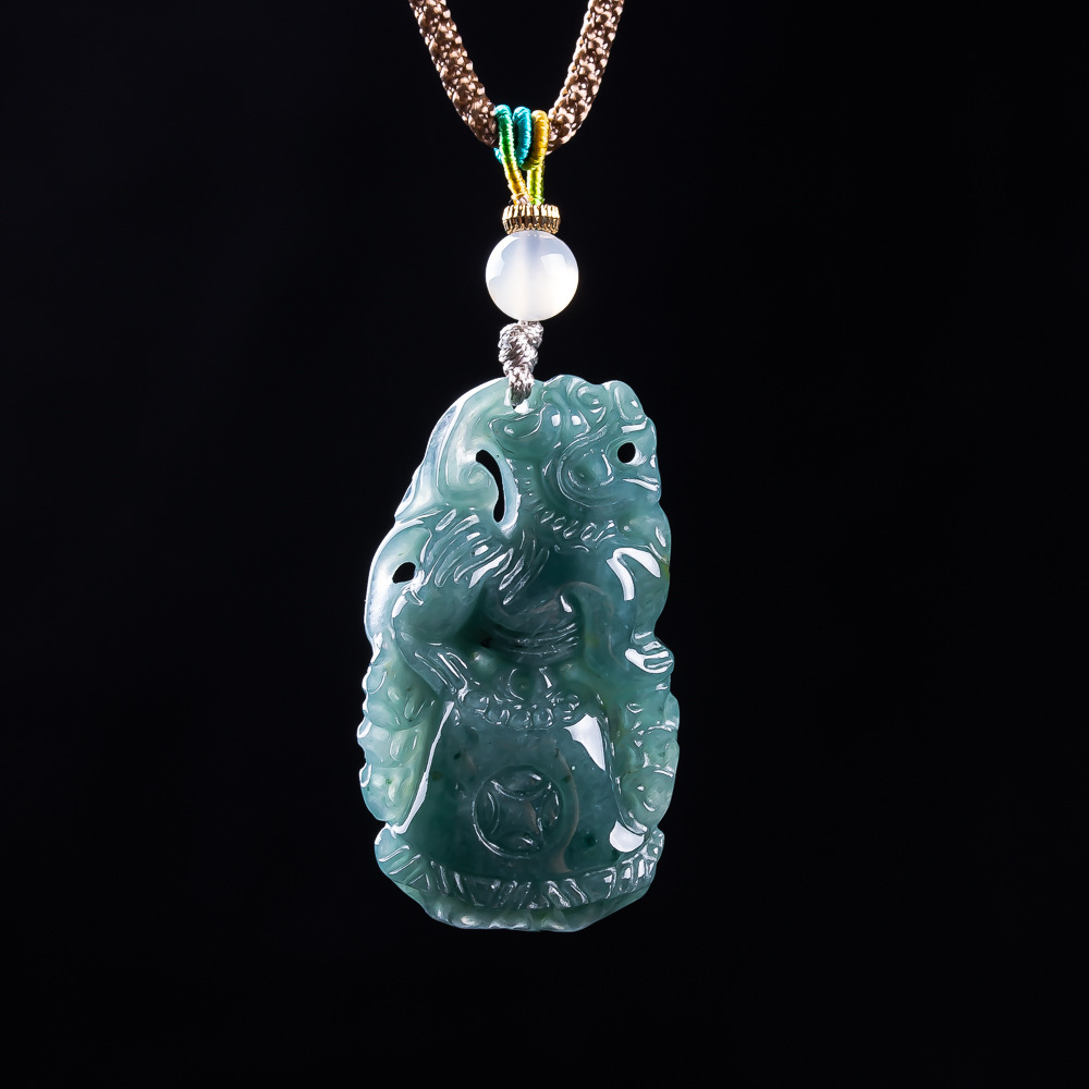 Women Accessories Gift - Burmesischer Jadeit Pixiu Anhänger Designer Edelstein